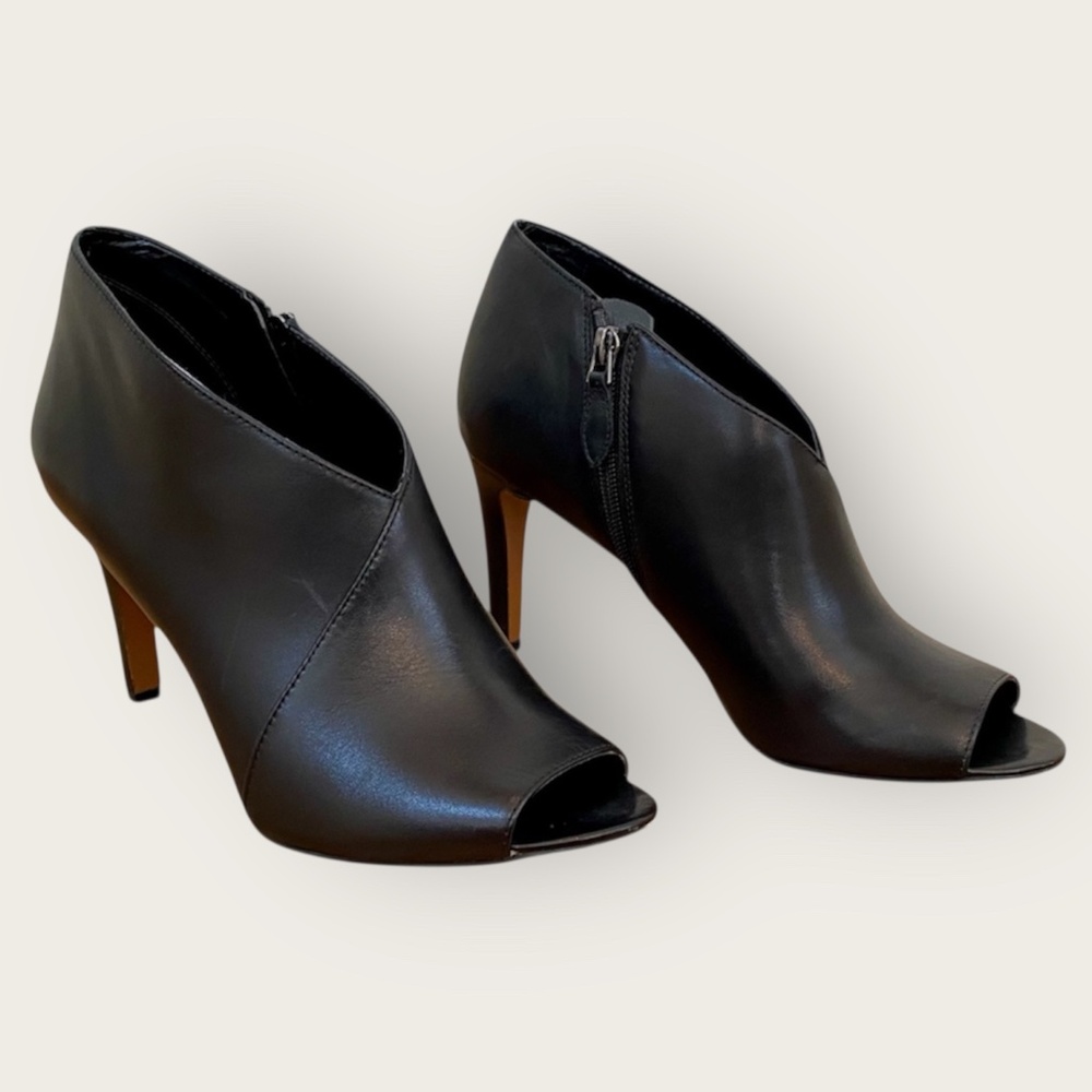 Orig $169!! Designer Franco Sarto Black Leather Peep Toe 3.5” Heel Dress Booties